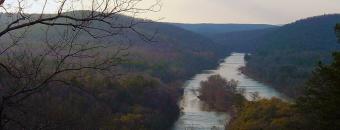 Sprewell Bluff West Overlook